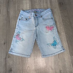 Arizona Jean shorts with butterflies